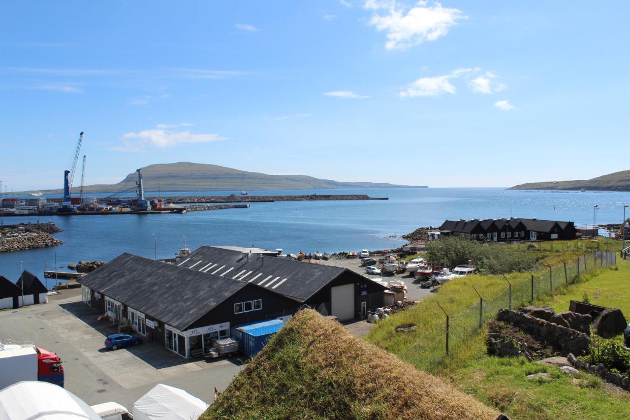 Traditional Faroese House In Torshavns City Center Exterior photo